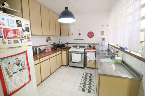 Image 28 - 230701